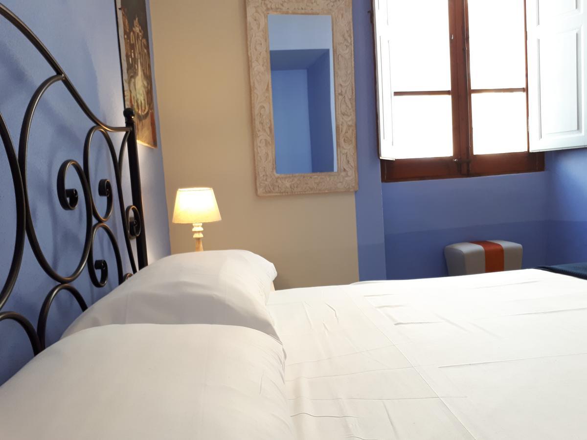 Sofia Family Suites Carloforte  Exterior foto